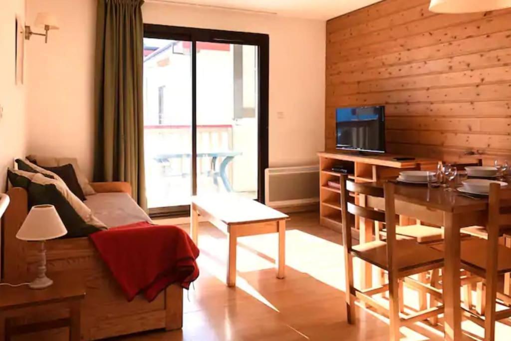 Charmant T3 Avec Vue Montagne Et Parking Privatif Font-Romeu-Odeillo-Via Екстер'єр фото
